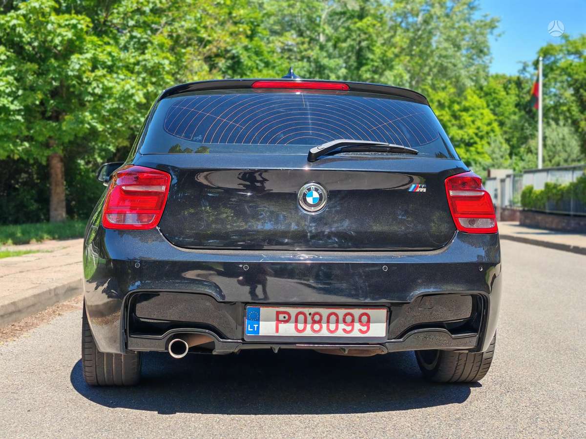 BMW 120, 2.0 l., hatchback