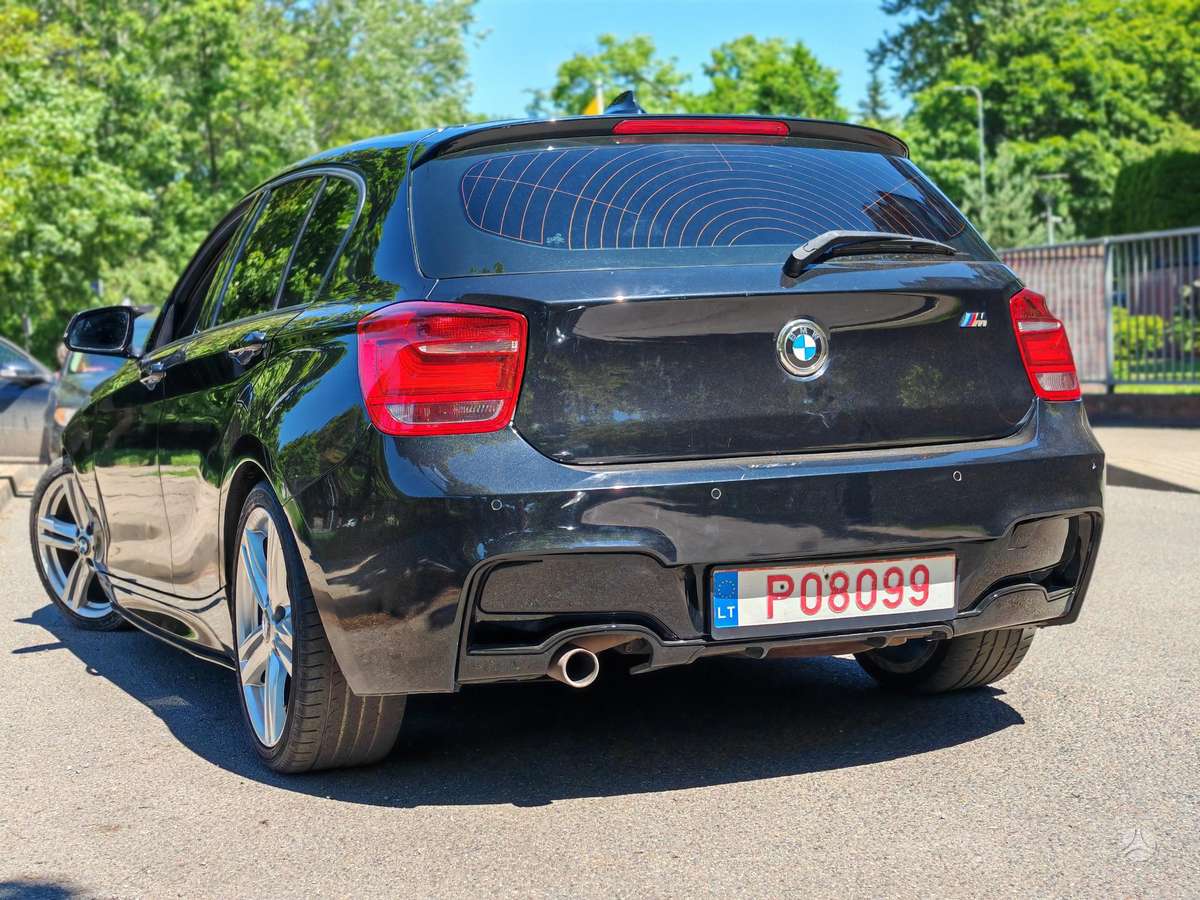 BMW 120, 2.0 l., hatchback