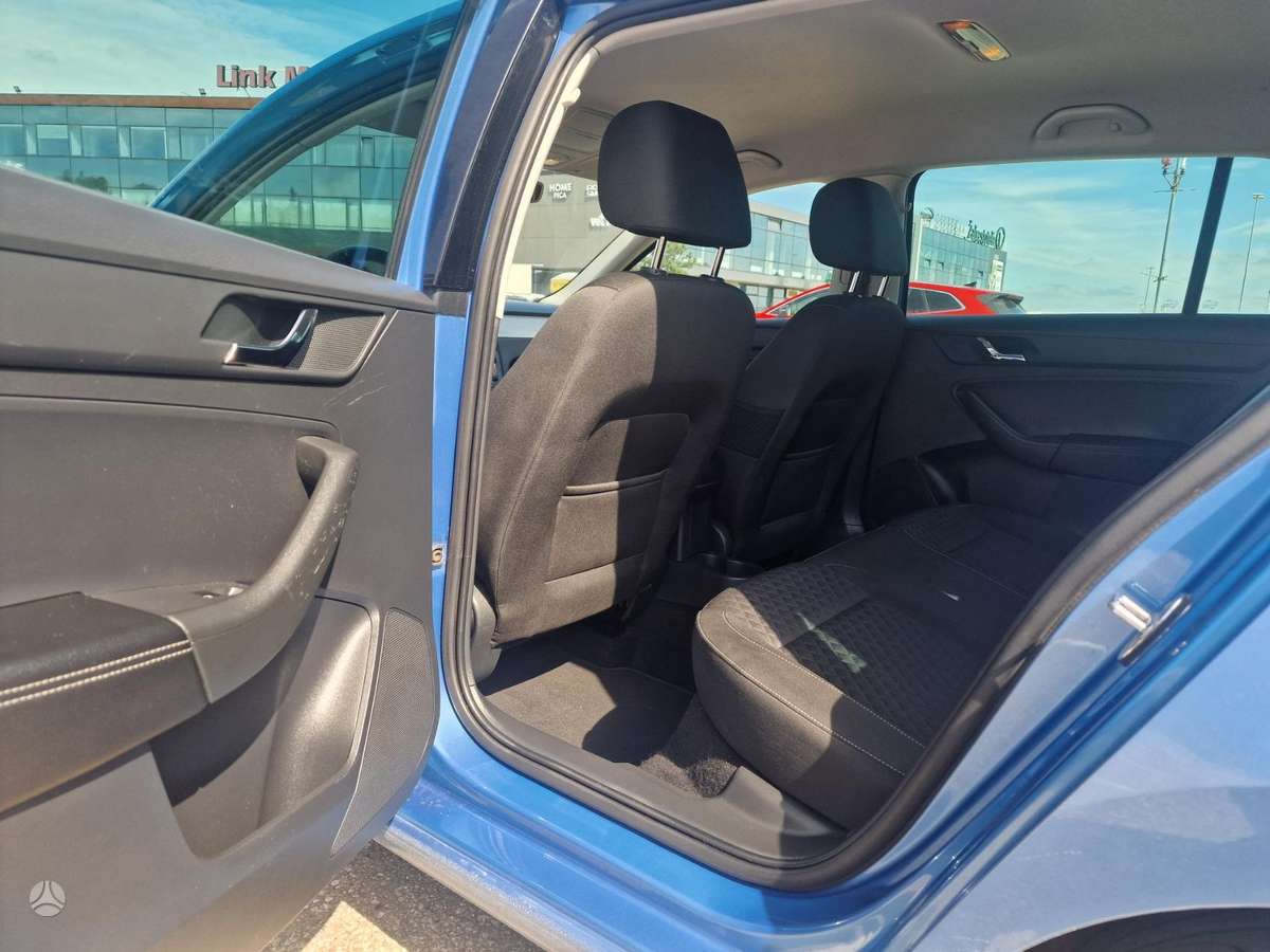 Skoda Rapid, 1.2 l., hatchback