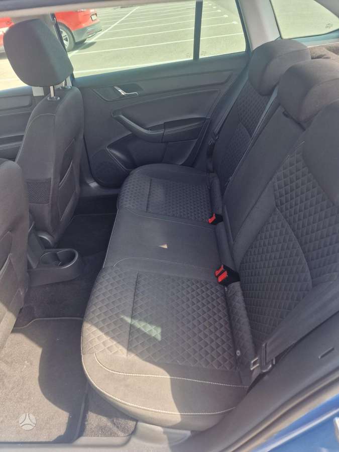 Skoda Rapid, 1.2 l., hatchback