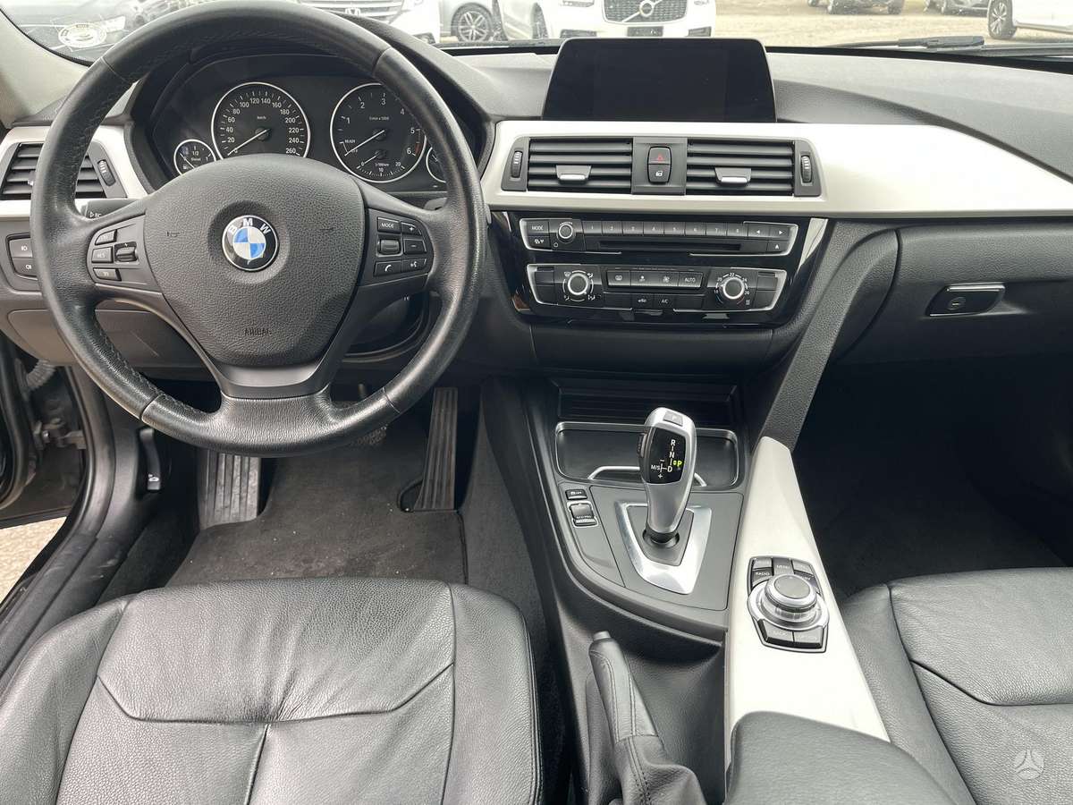BMW 320, 2.0 l., universalas