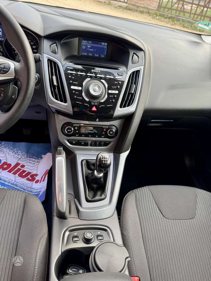 Ford Focus, 1.6 l., hatchback