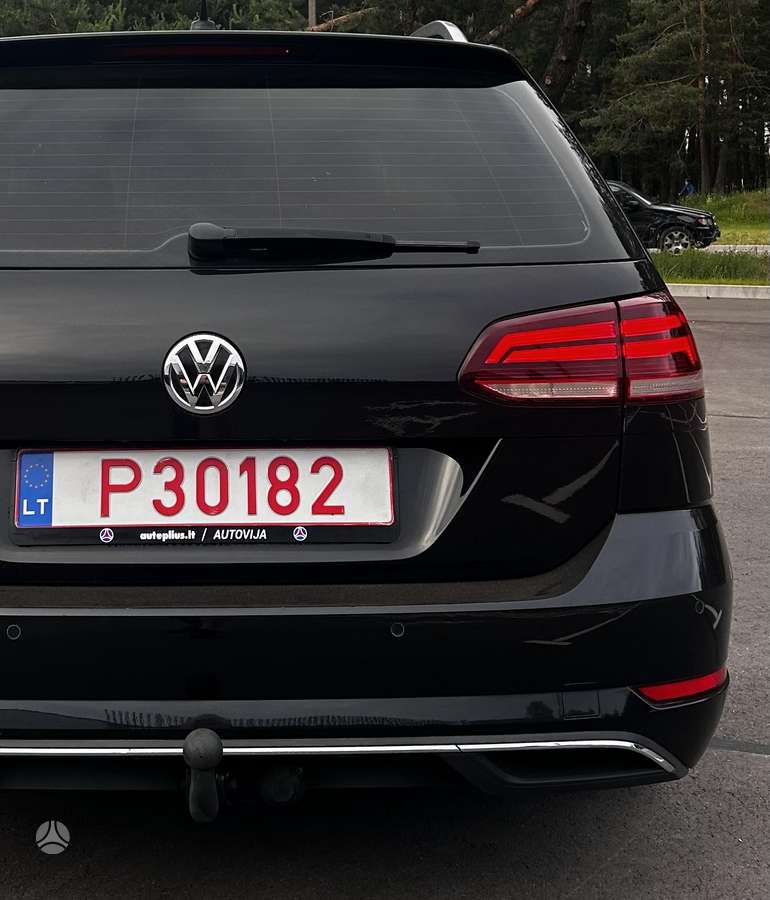 Volkswagen Golf, 1.0 l., Универсал
