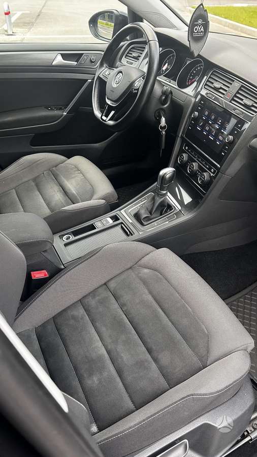 Volkswagen Golf, 1.0 l., Универсал