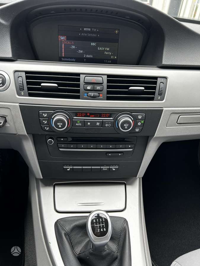BMW 320, 2.0 l., wagon