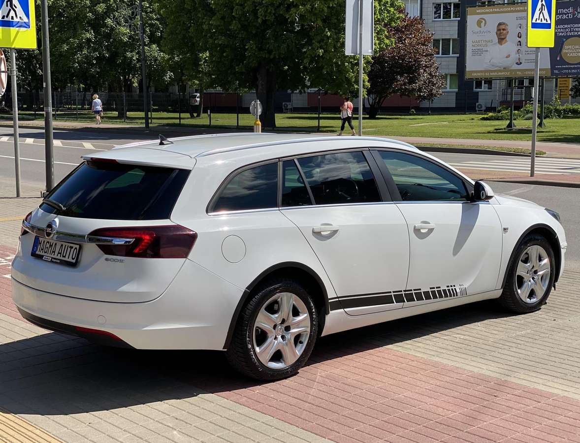 Opel Insignia, 2.0 l., Универсал