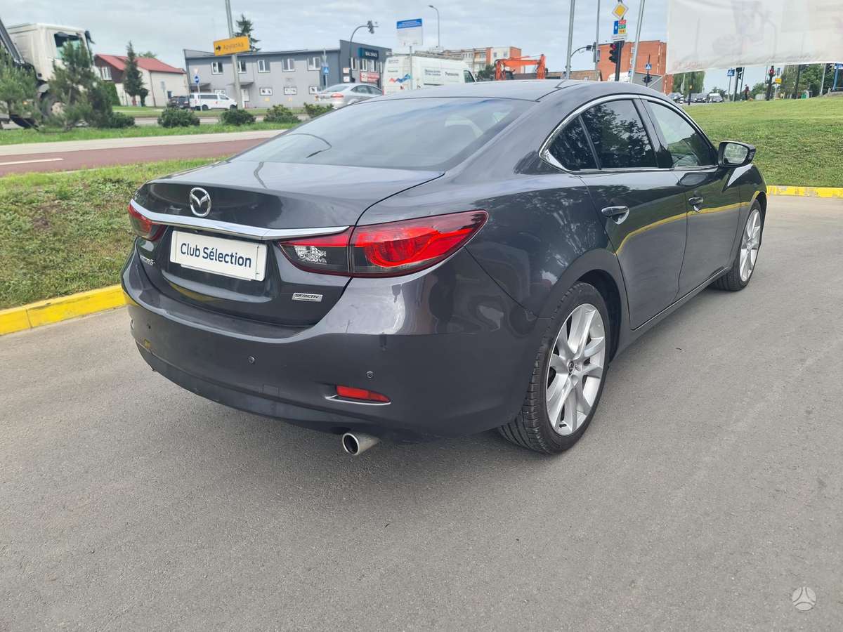 Mazda 6, 2.2 l., hatchback