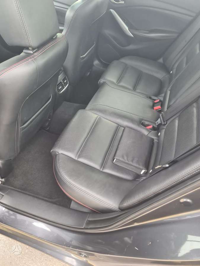 Mazda 6, 2.2 l., hatchback