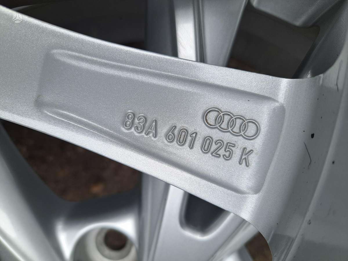 Audi Q3, light alloy, R18