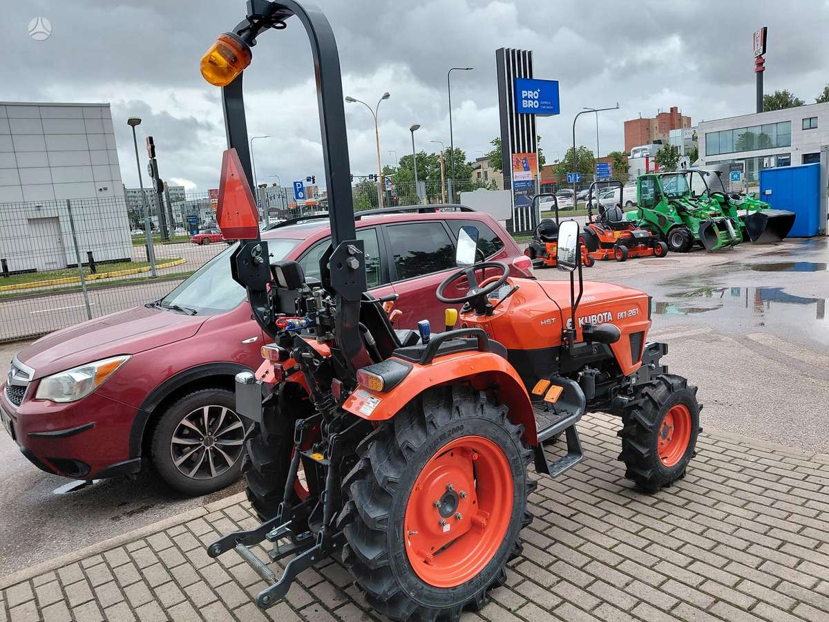 Kubota EK1 261 HST, тракторы
