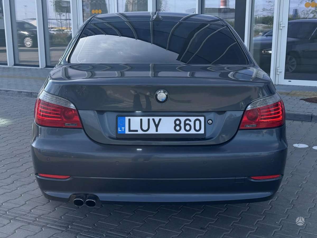 BMW 525, 3.0 l., Седан