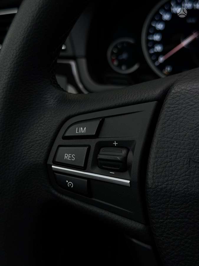 BMW 520, 2.0 l., Седан