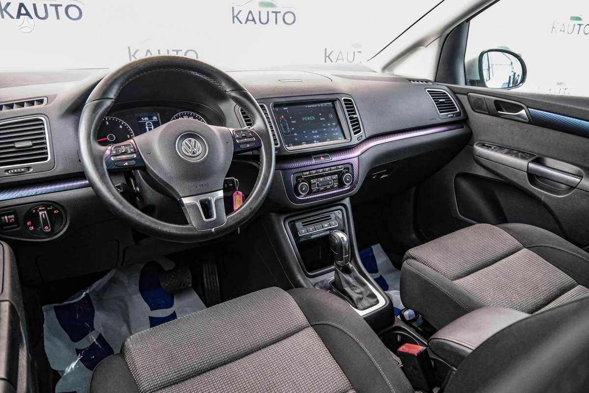 Volkswagen Sharan - 7