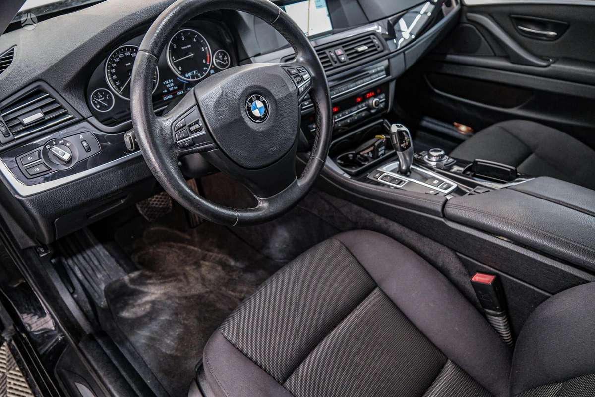 BMW 520, 2.0 l., wagon