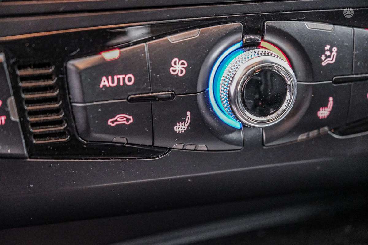 Audi A4, 2.0 l., Универсал
