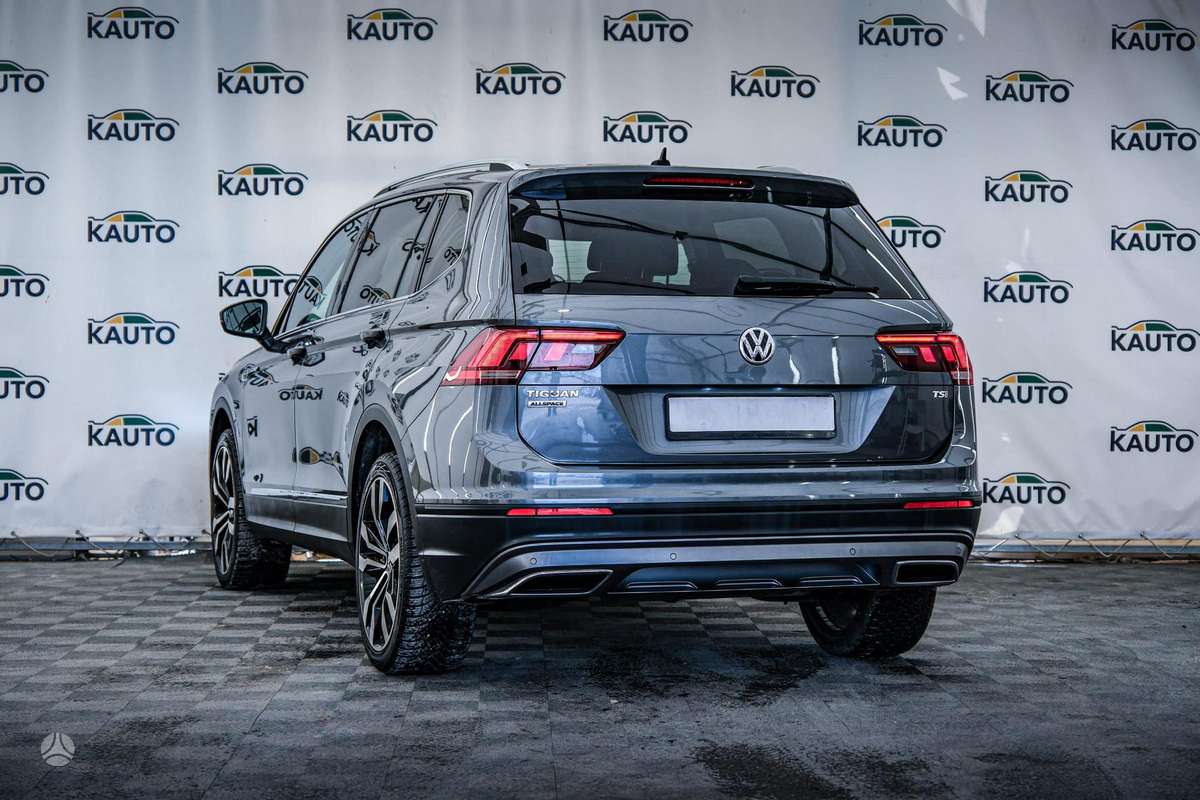 Volkswagen Tiguan - 4