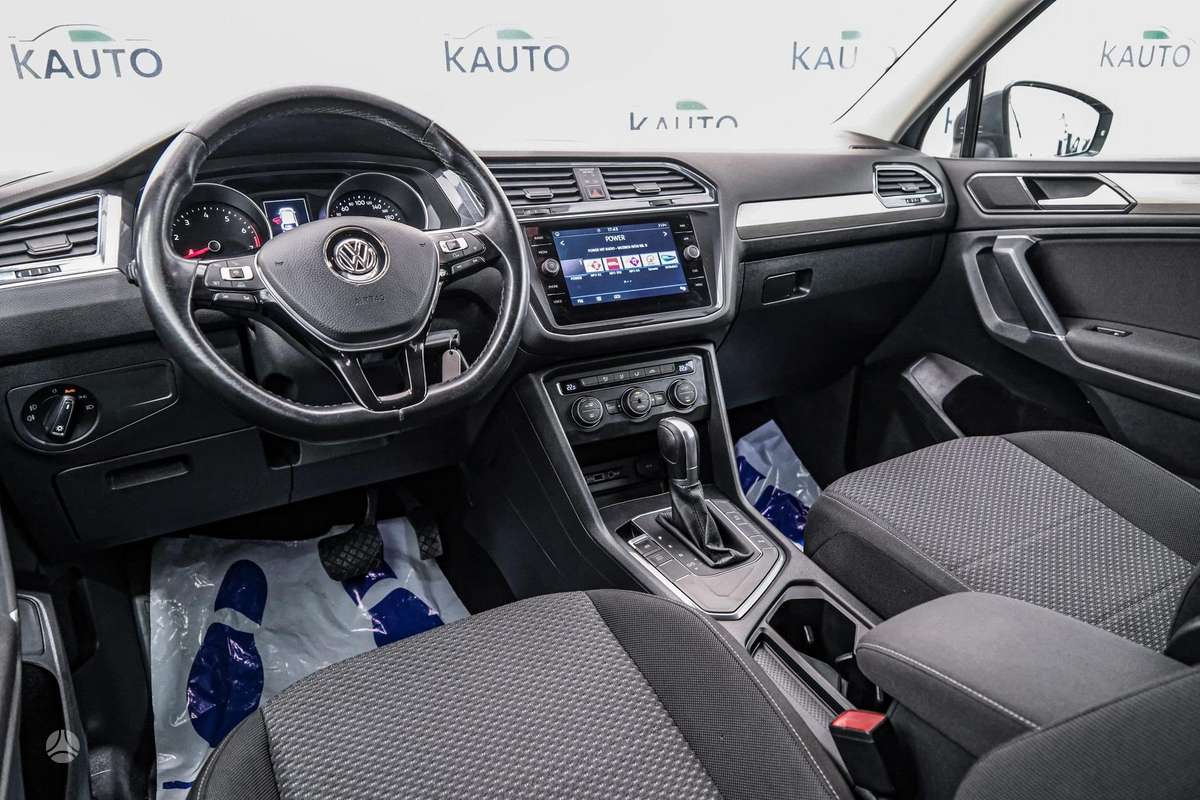 Volkswagen Tiguan - 7