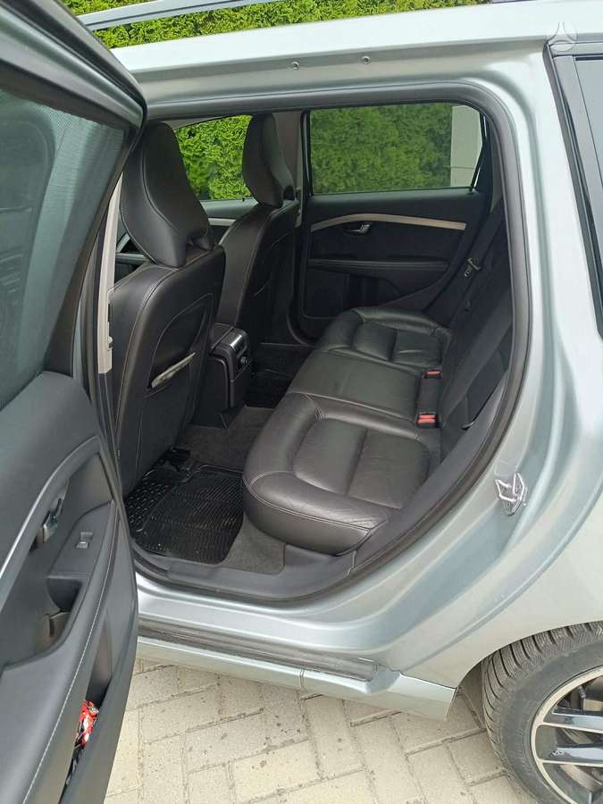 Volvo V70 - 9