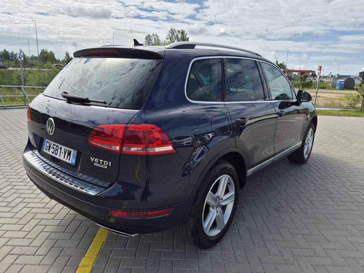 Volkswagen Touareg - 8