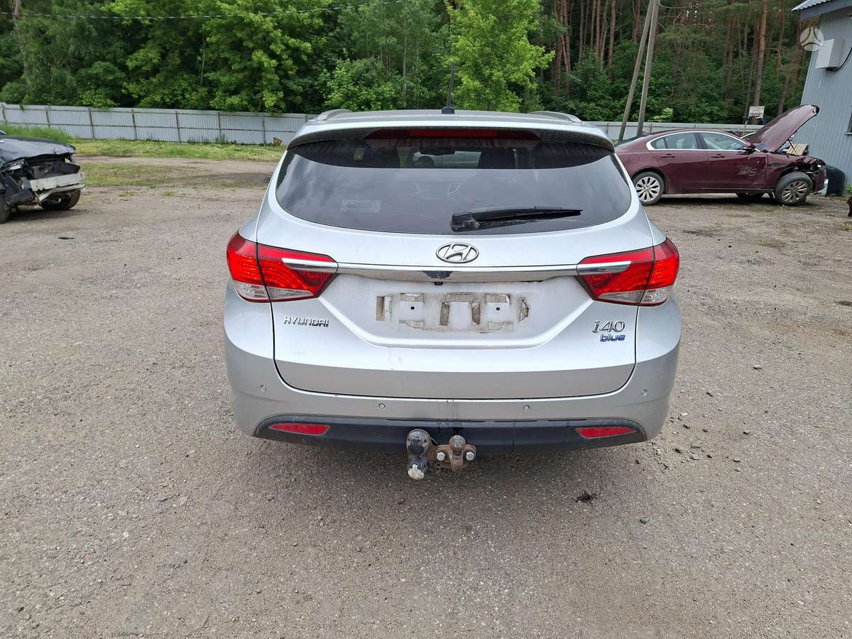 Hyundai i40 dalimis. Engine code d4fd color code n3s