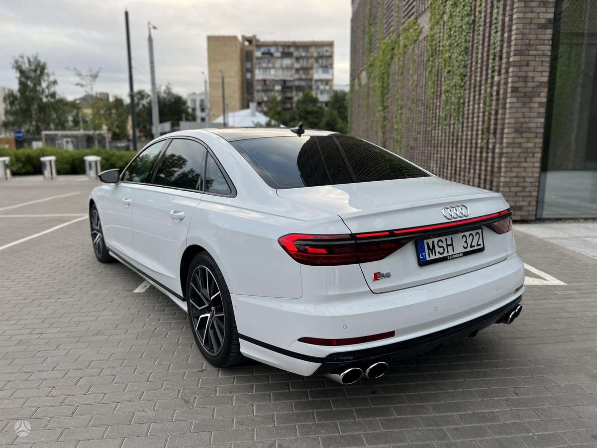 Audi S8, 4.0 l., Седан