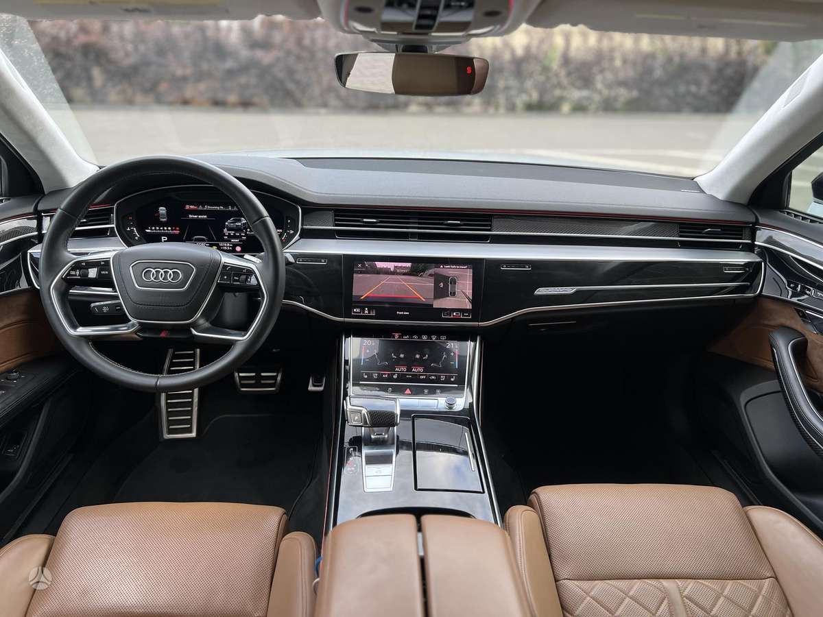 Audi S8, 4.0 l., Седан