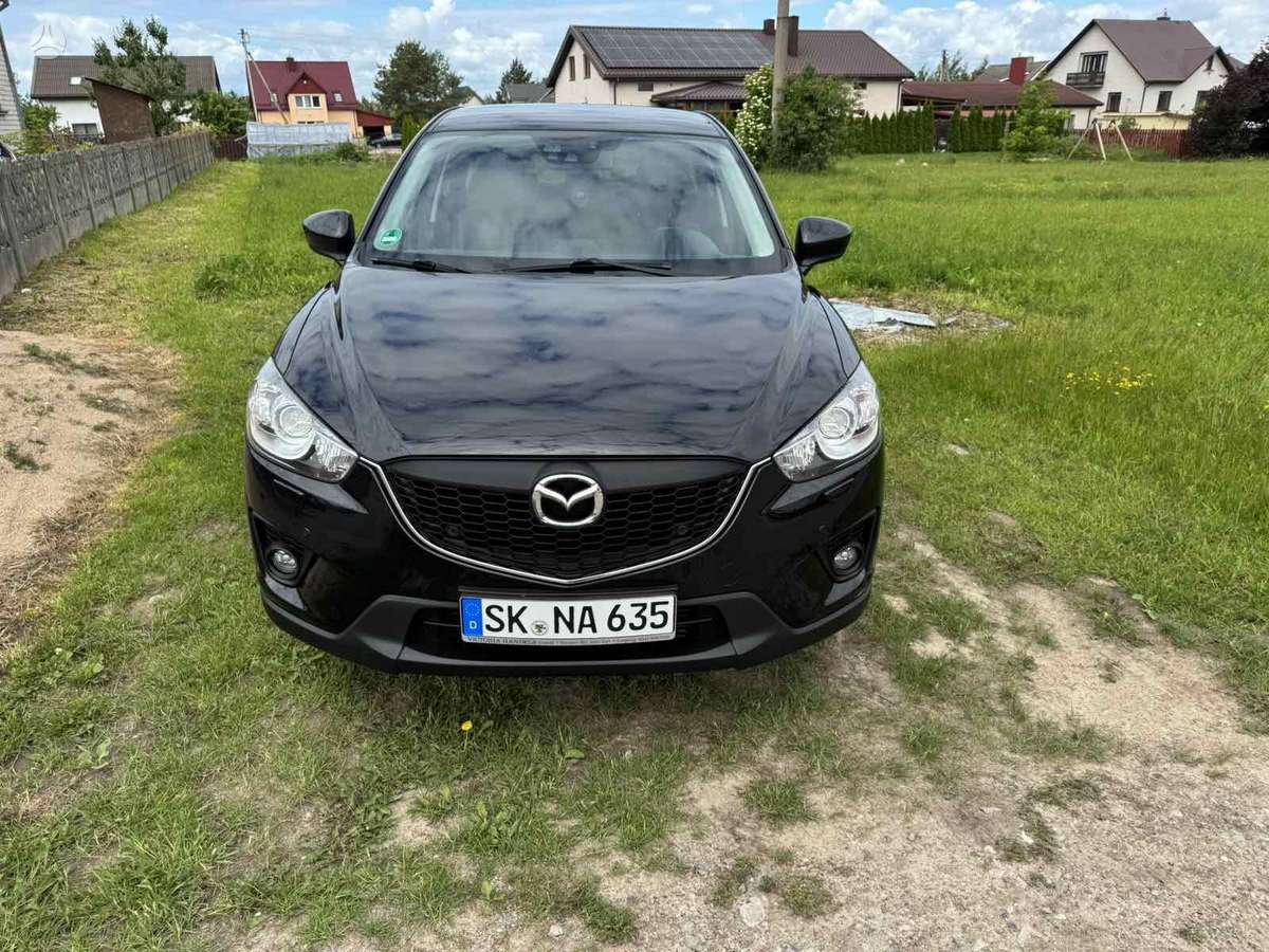 Mazda CX-5, 2.2 l., off-road / crossover