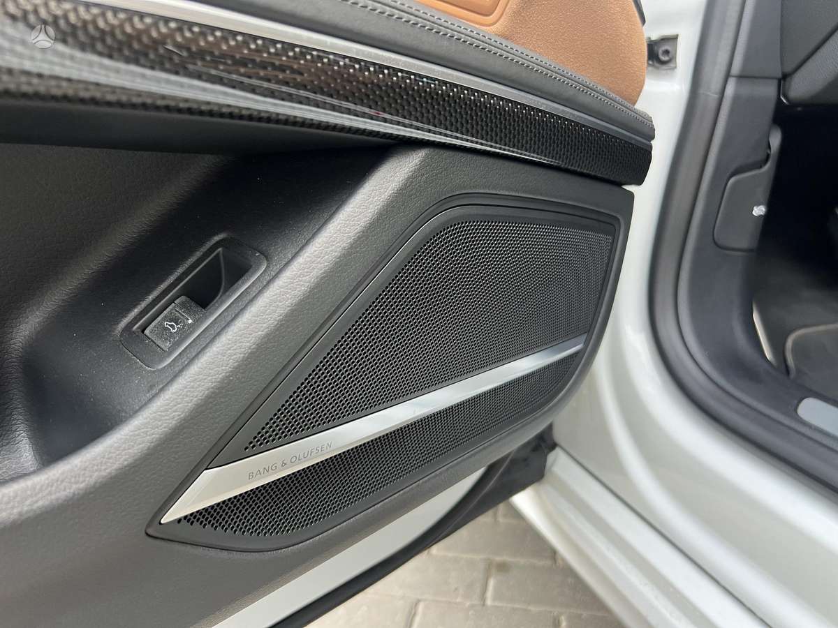 Audi S8, 4.0 l., Седан