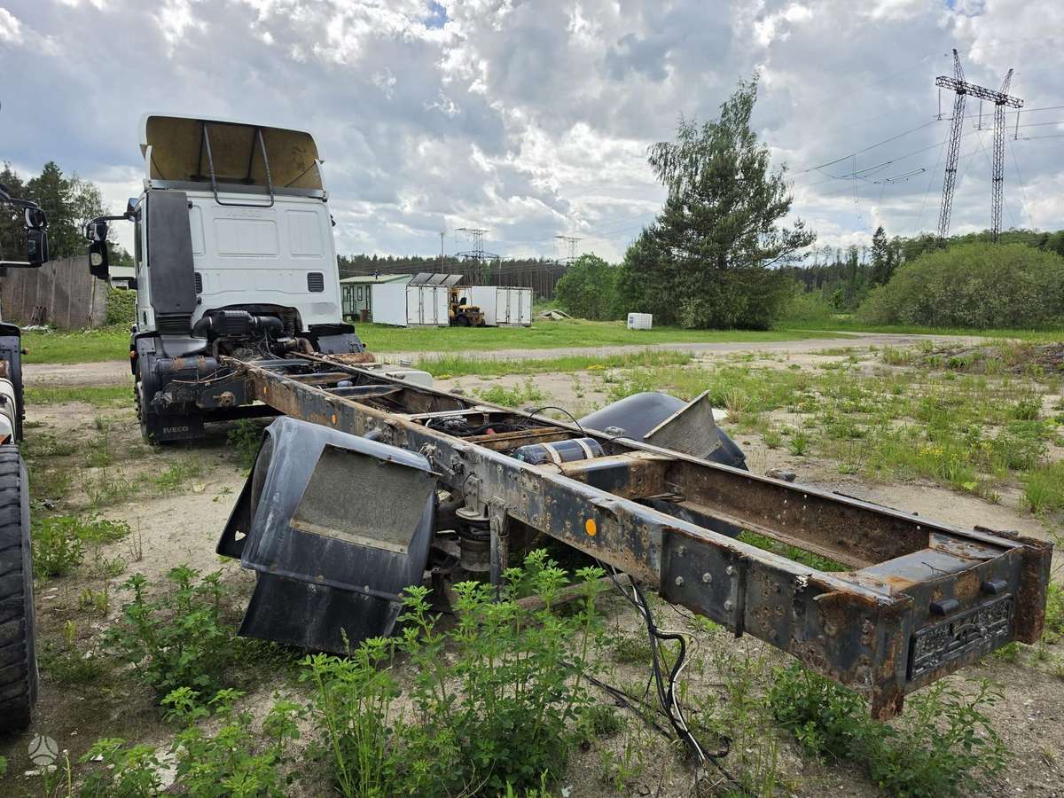 Iveco 190EL28, шасси