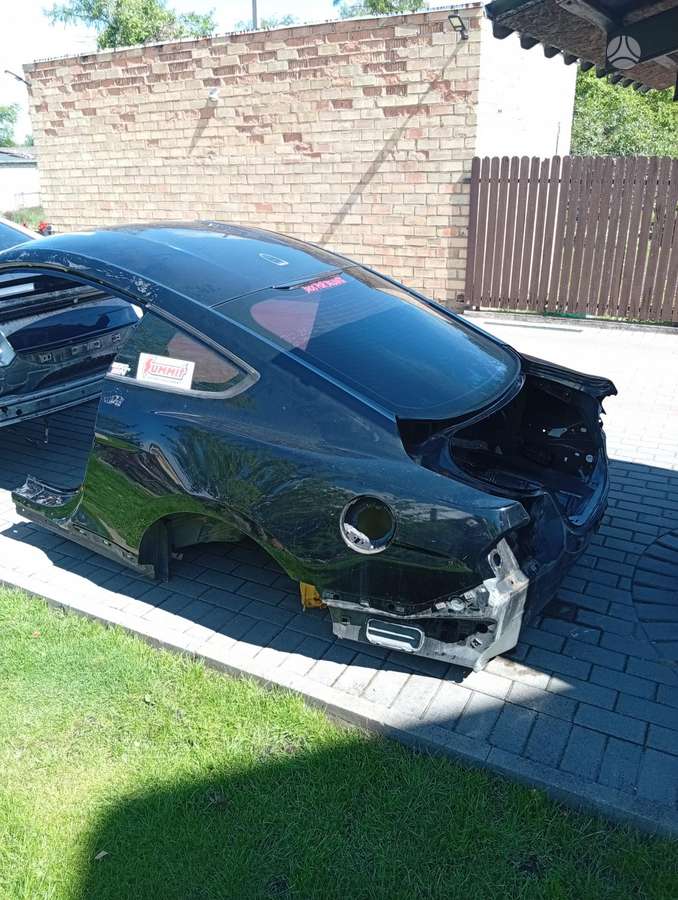 Ford Mustang kėbulo dalys