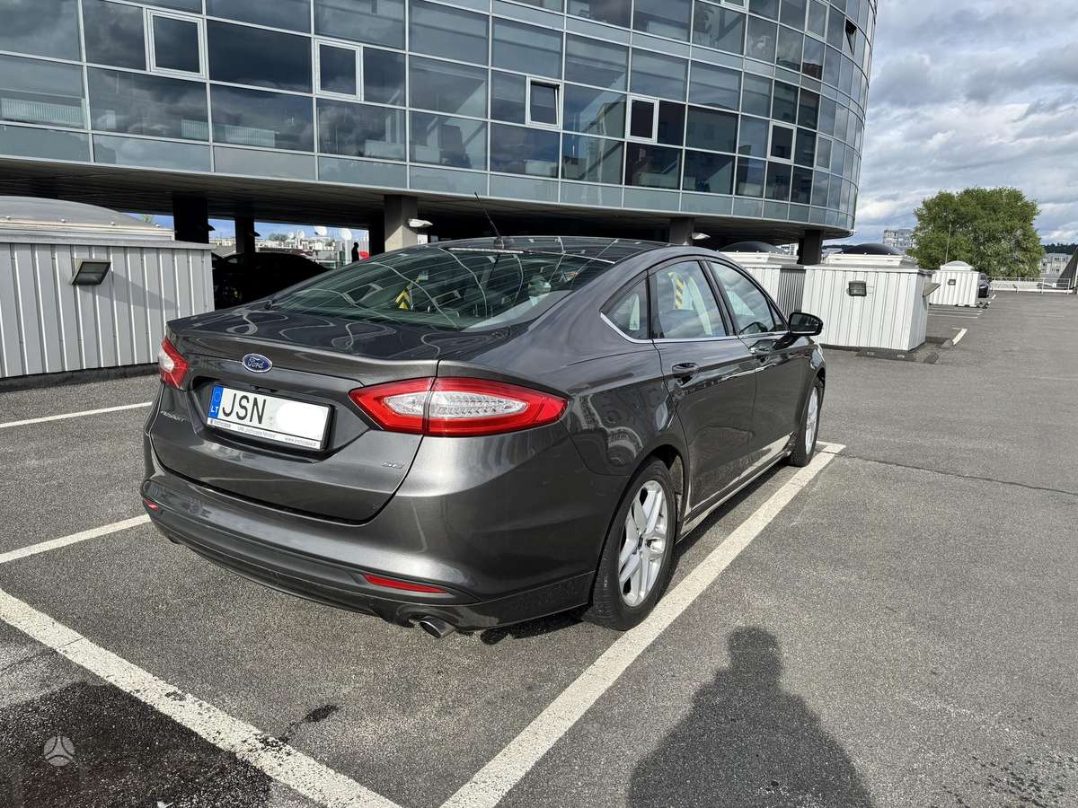 Ford Fusion, 2.5 l., Седан