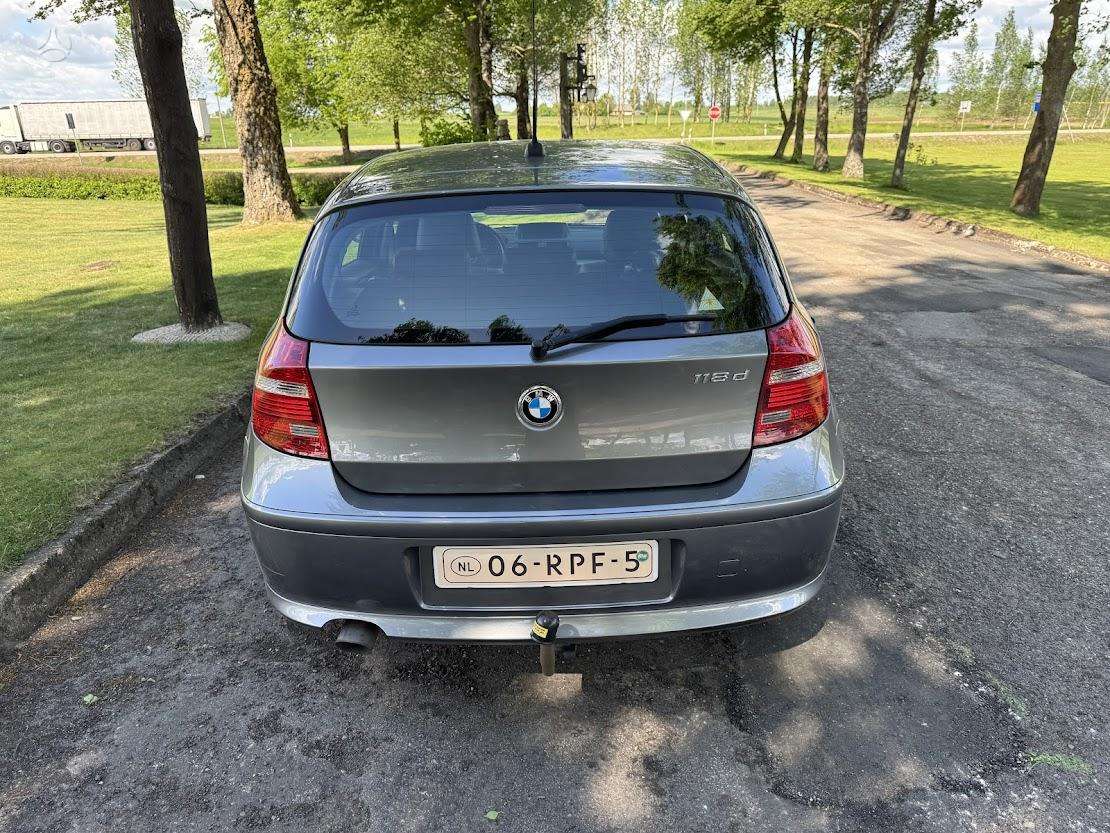 BMW 118, 2.0 l., hatchback