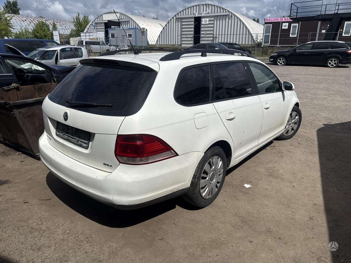 Volkswagen Golf Minsko pl 33a 5 angaras