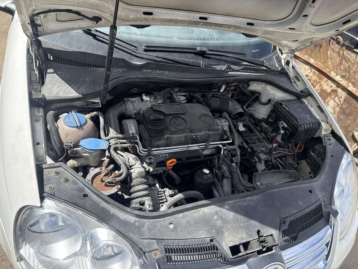 Volkswagen Golf Minsko pl 33a 5 angaras