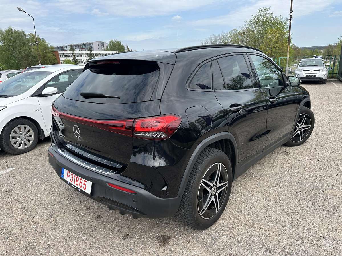 Mercedes-Benz EQA, off-road / crossover