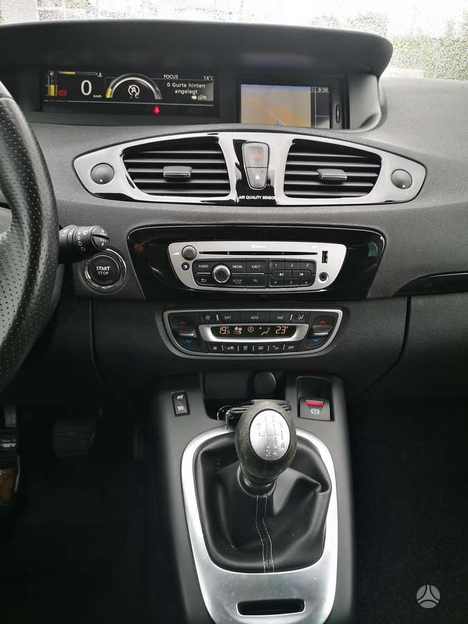 Renault Scenic - 9