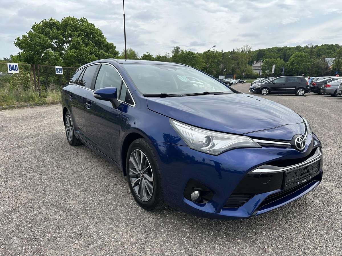 Toyota Avensis - 3