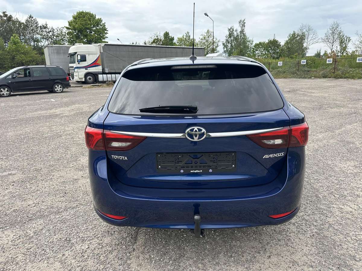 Toyota Avensis - 6