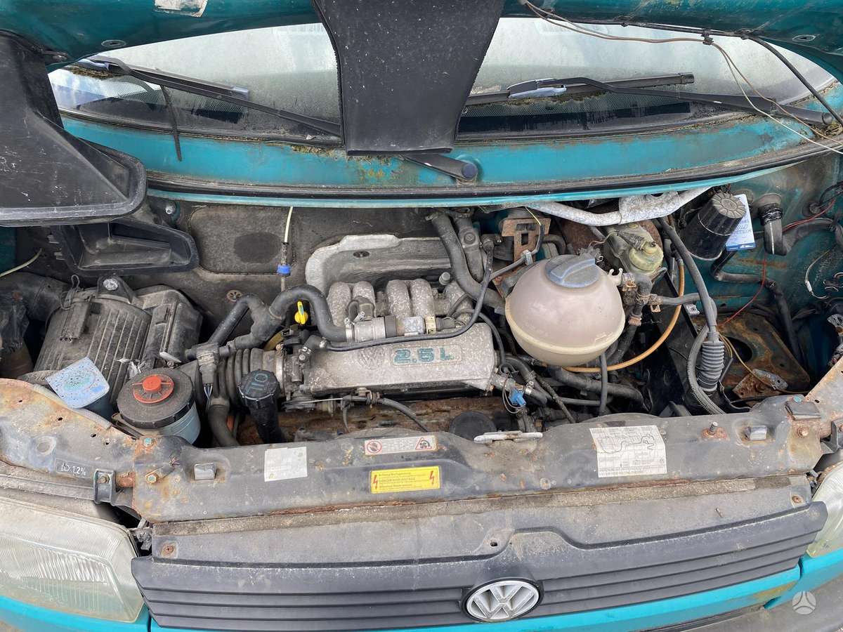 Volkswagen Transporter по частям