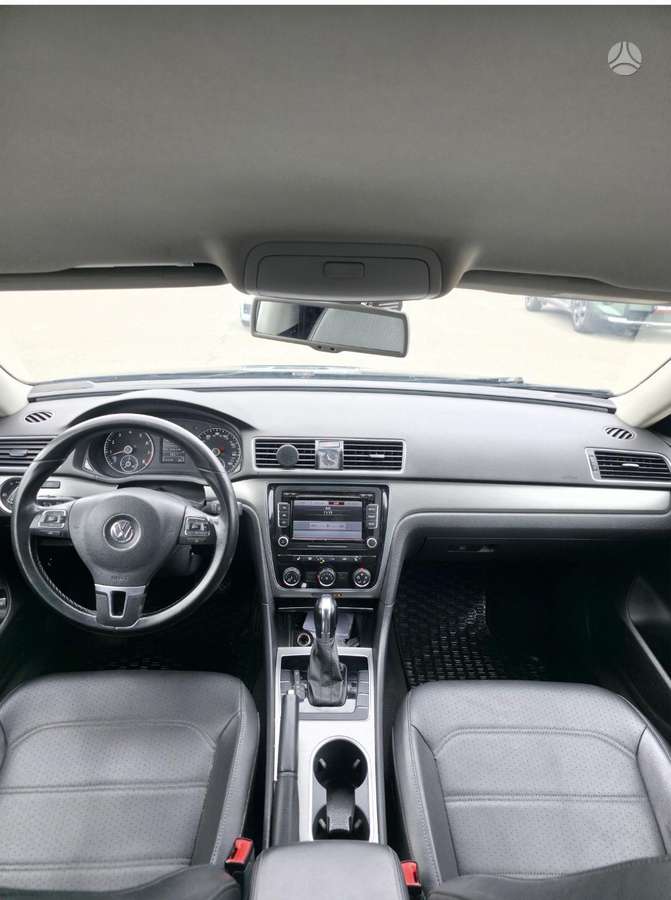 Volkswagen Passat - 7