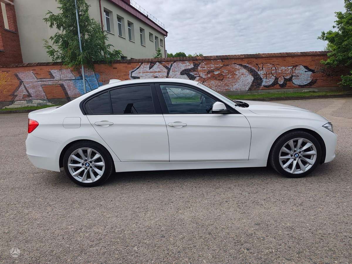 BMW 320, 2.0 l., Седан