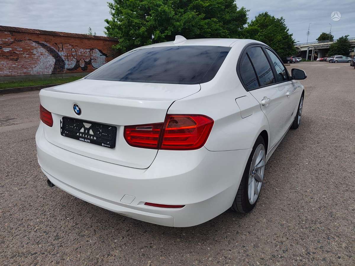 BMW 320, 2.0 l., Седан