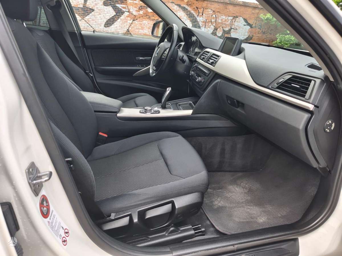 BMW 320, 2.0 l., Седан