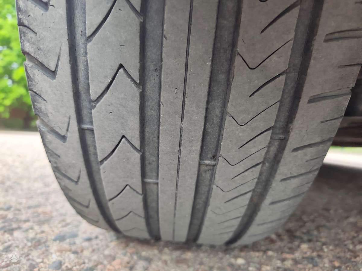BMW 320, 2.0 l., Седан