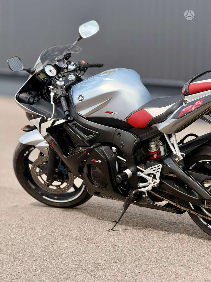 Yamaha R6, superbikes