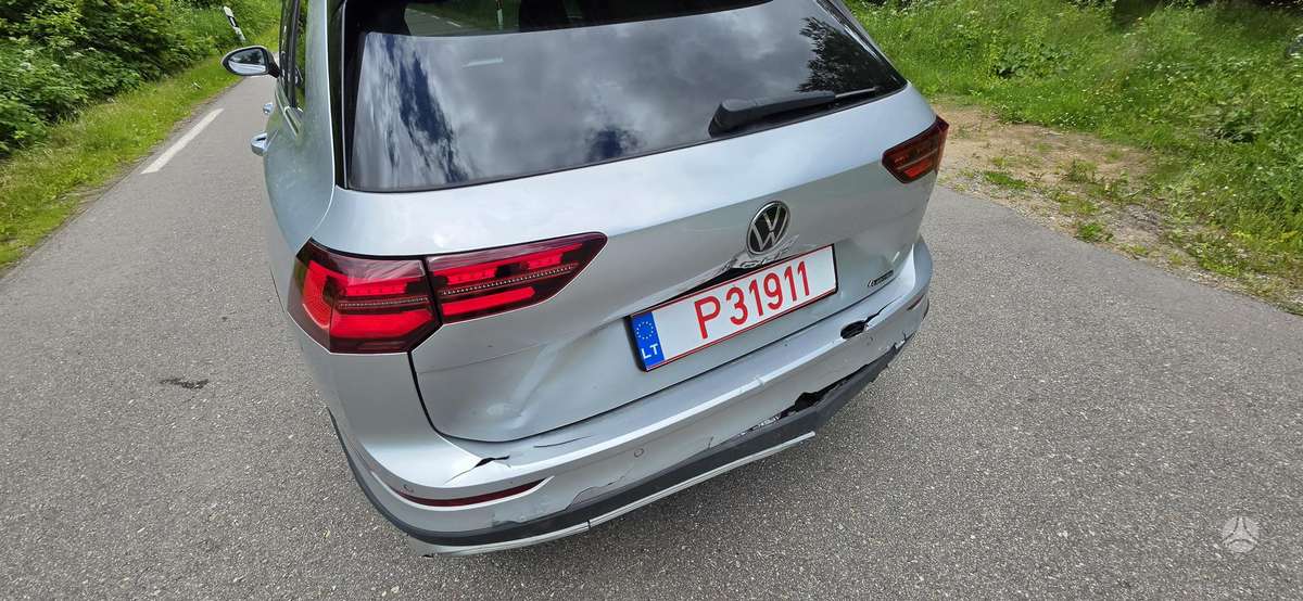Volkswagen Golf Alltrack - 11
