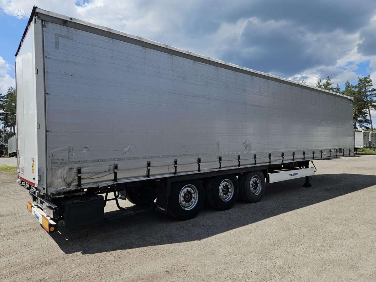 Krone SD, užuolaidinės / tentinės