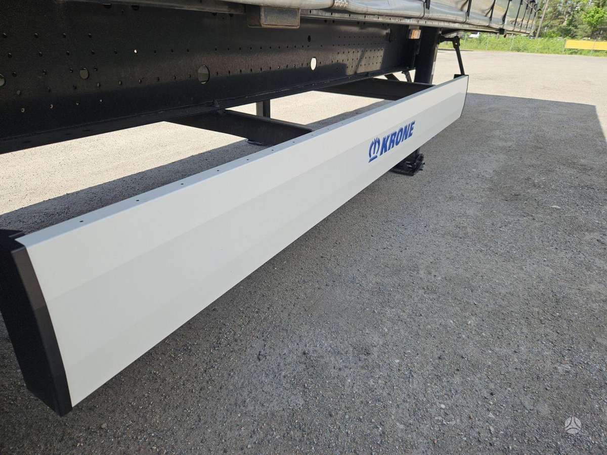 Krone SD, užuolaidinės / tentinės
