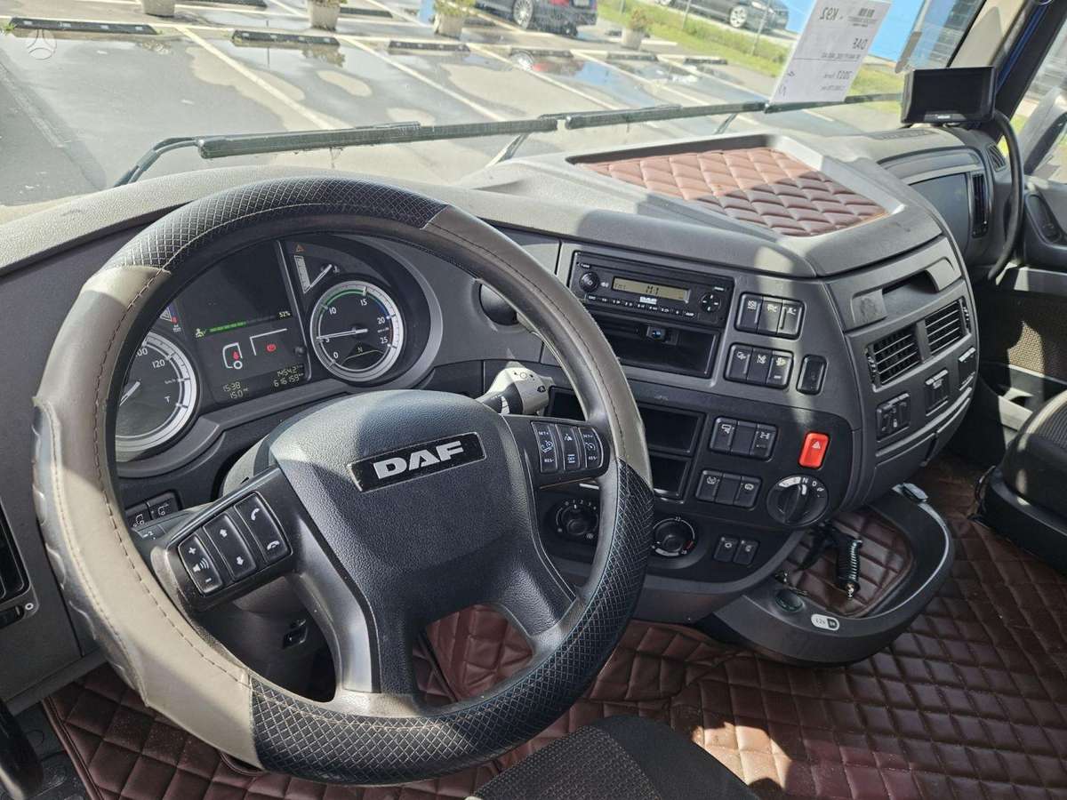 DAF XF 460 FT SSC, double sleeper