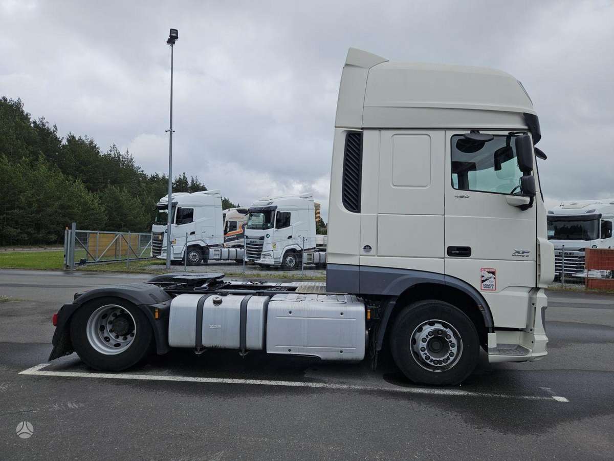 DAF XF 460 FT SSC, double sleeper